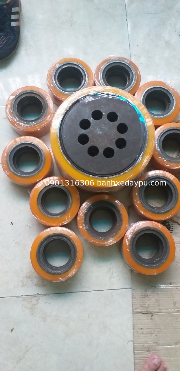 Bánh lái bánh tải xe crow 330x140 150x73 RD5200 Bánh lái bánh tải xe crow 330x140 150x73 RD5200